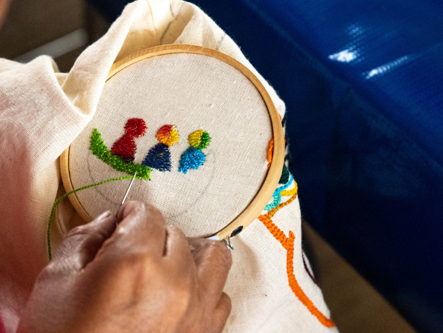 PP banniere approche unique broderie V